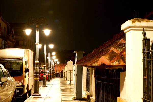 Street Lamps around Temple