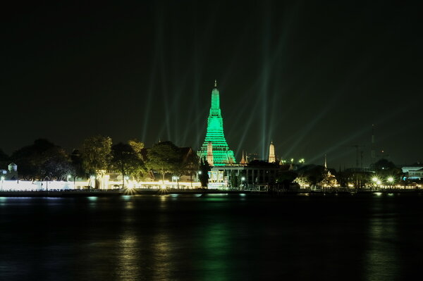Patrick‘s Day - Wat Arun Bangkok Thailand