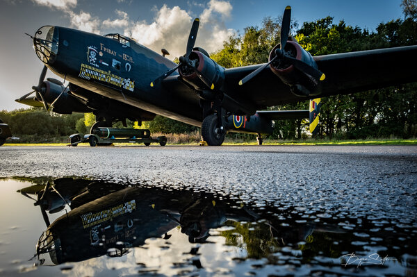 Halifax III Night Shoot at York Air Museum (63).jpg